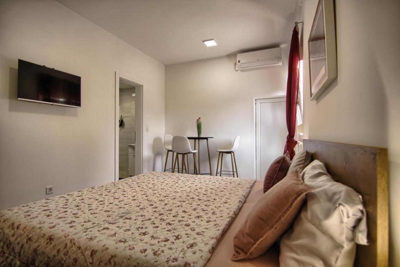 Rooms Dragica Pakostane Exterior photo