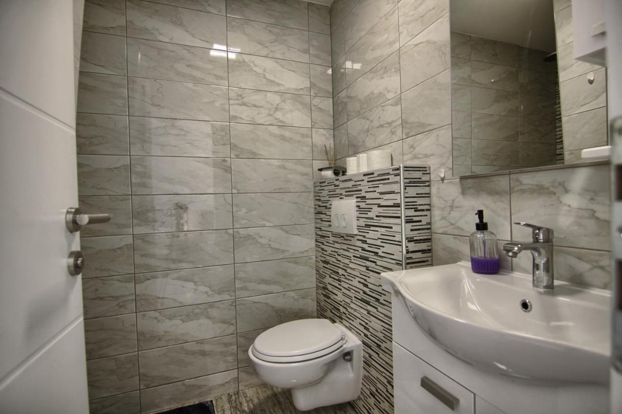 Rooms Dragica Pakostane Exterior photo